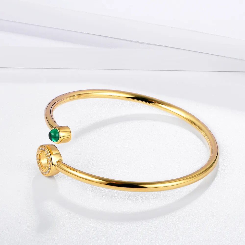 Classic Charm Bracelet with Smaragd
