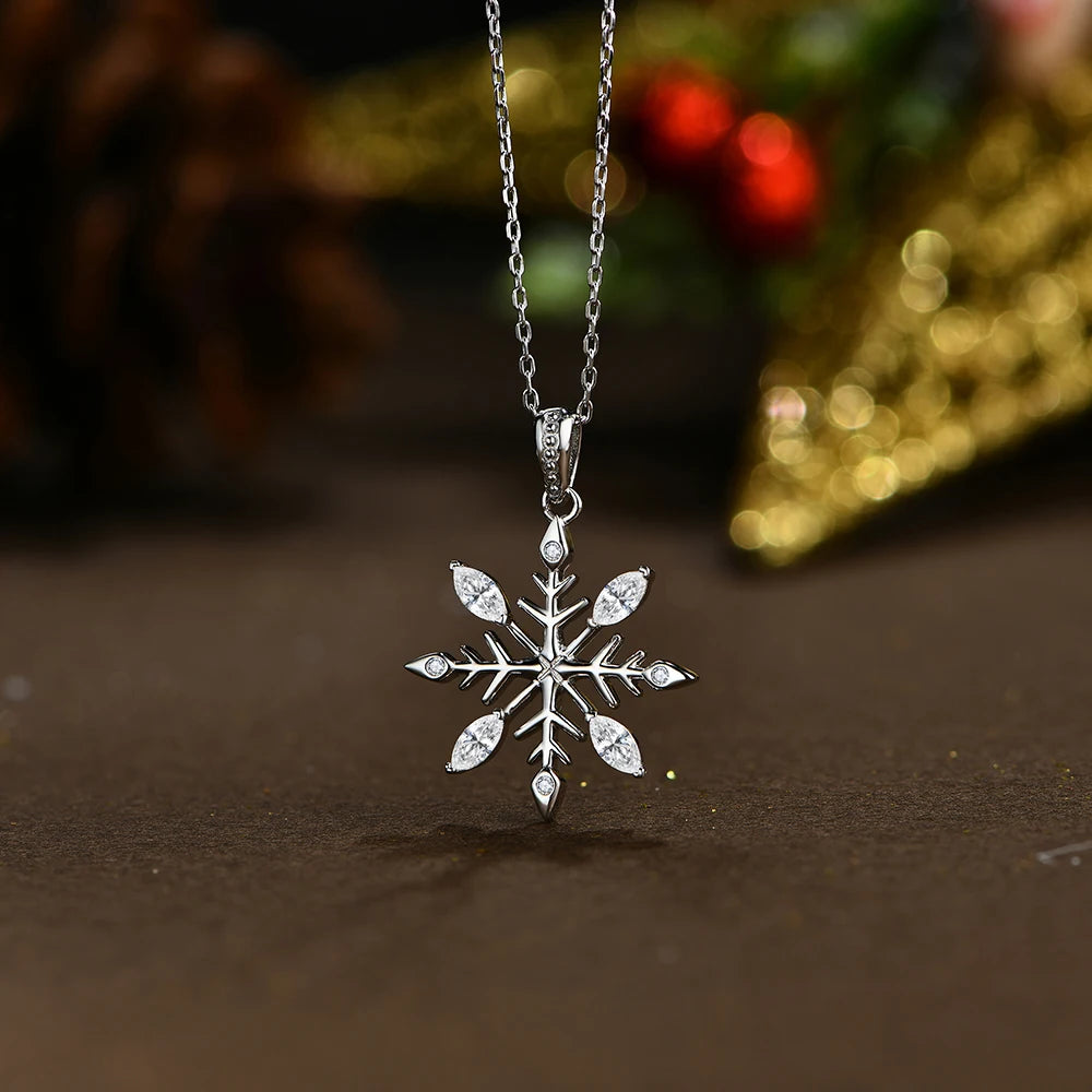 Snowflake Moissanite halsband
