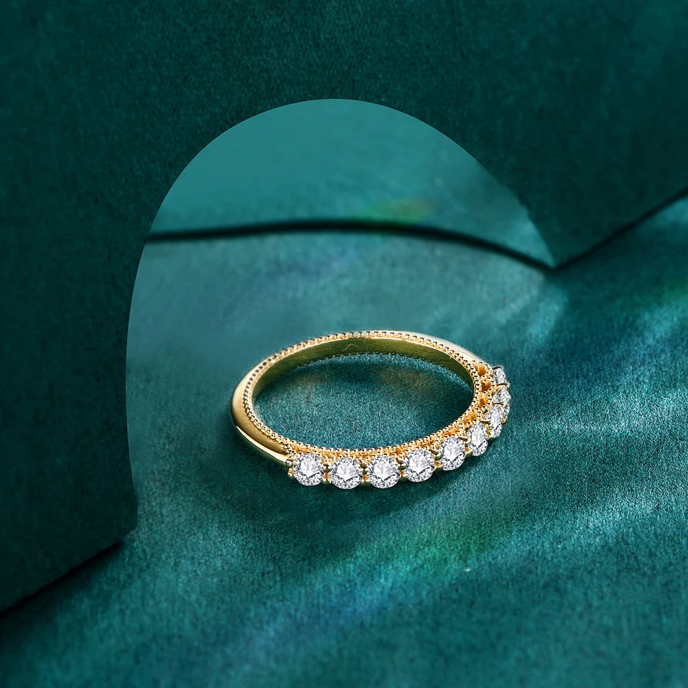 Luxury Ring, Gold Moissanite