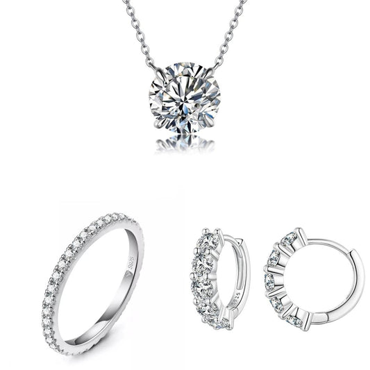 Hopeinen lahjasetti (Kaulakoru 1.0ct, Korvakorut 2x1.0ct, Sormus)